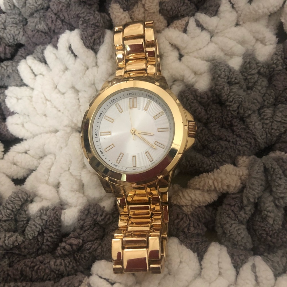 Women’s Gold Tone Watch